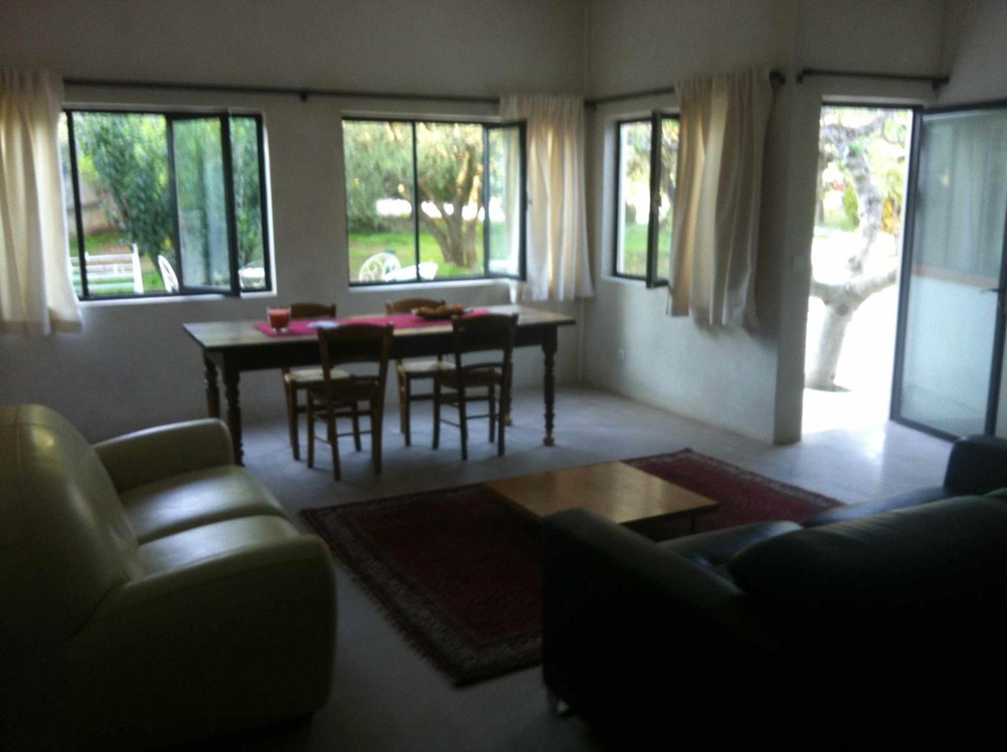 Du Cote De Chez Soi Otel La Ciotat Oda fotoğraf